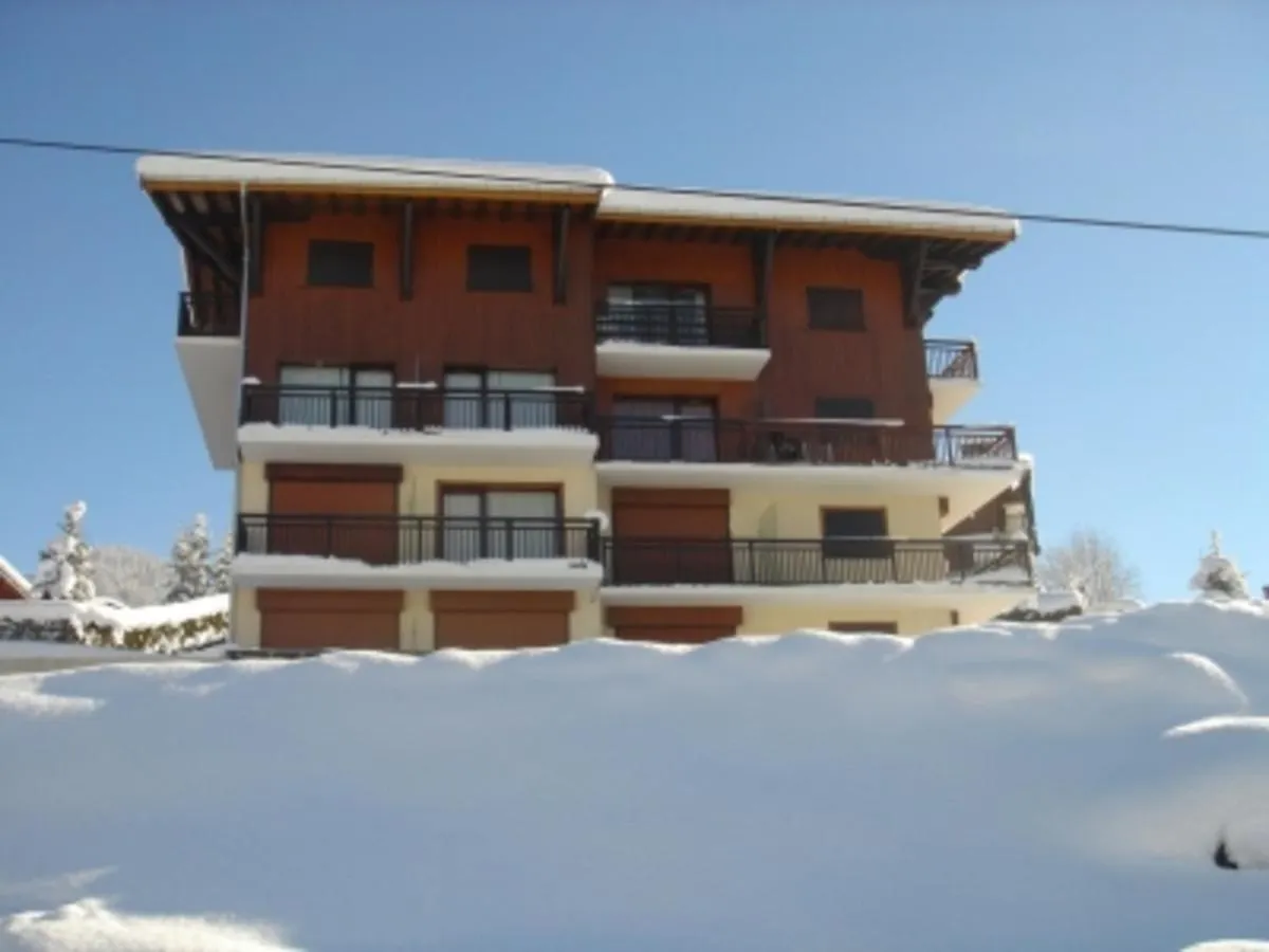 Appartement Cosy 6 Pers. Avec Mezzanine, Balcon Et Parking A Notre-Dame-De-Bellecombe - Fr-1-595-26